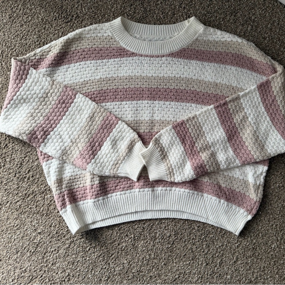 Hollister sweater